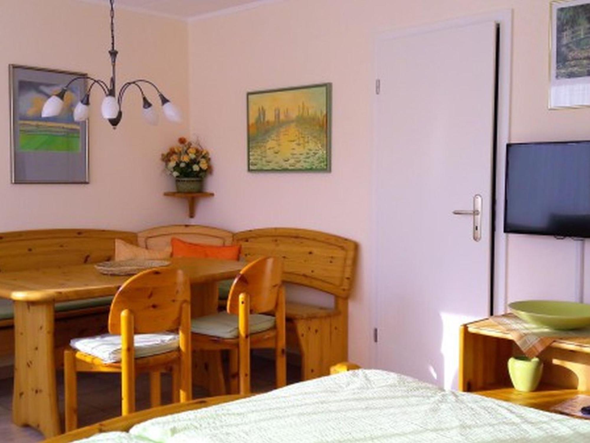Lotte Und Helmut Klanner Apartment Daisendorf Ngoại thất bức ảnh